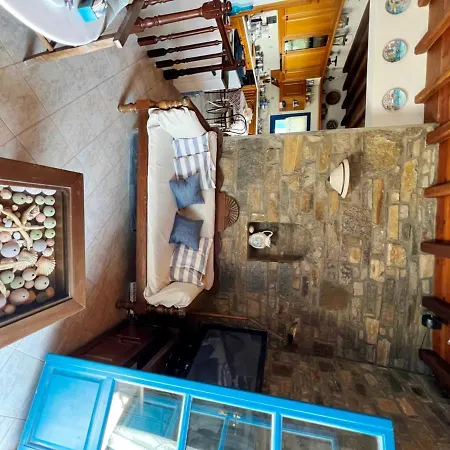 Sophia Paros - Beachfront At Lolantonis Willa