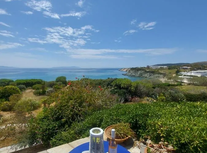 Вилла Sophia Paros - Beachfront At Lolantonis *