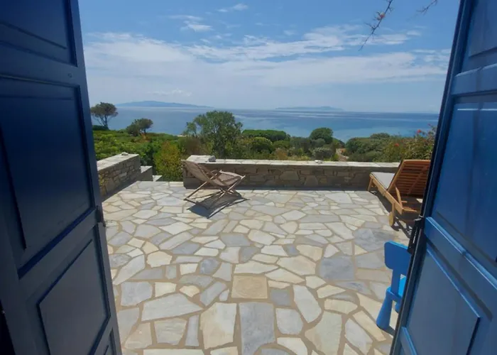 Sophia Paros - Beachfront At Lolantonis Дриос