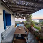 Sophia Paros - Beachfront At Lolantonis Villa