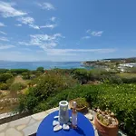 别墅 Sophia Paros - Beachfront At Lolantonis *