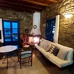 Sophia Paros - Beachfront At Lolantonis 别墅 德里奥斯