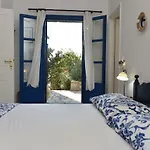 Sophia Paros - Beachfront At Lolantonis 德里奥斯